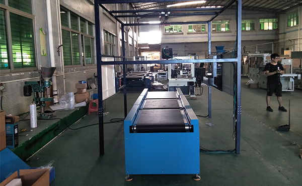 快遞包裹分揀機,包裹分揀機,物流快遞分揀設備,佼佼者自動化